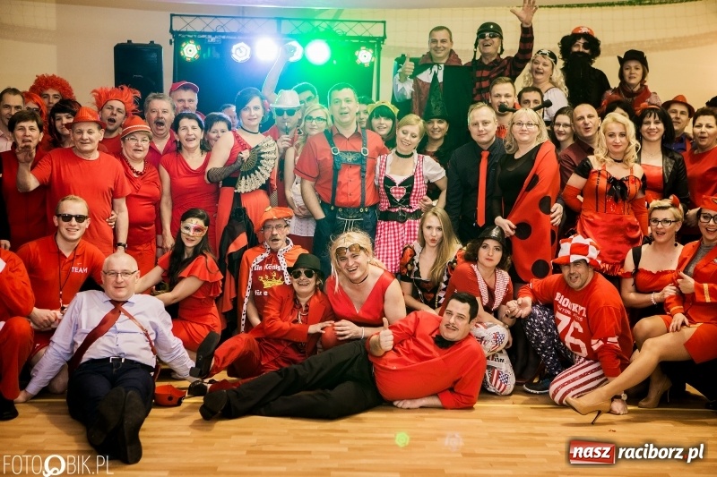 Zdjęcie w galerii na portalu naszraciborz.pl: Na wesoło i z przytupem. Bal karnawałowy w Samborowicach wiadomości z regionu