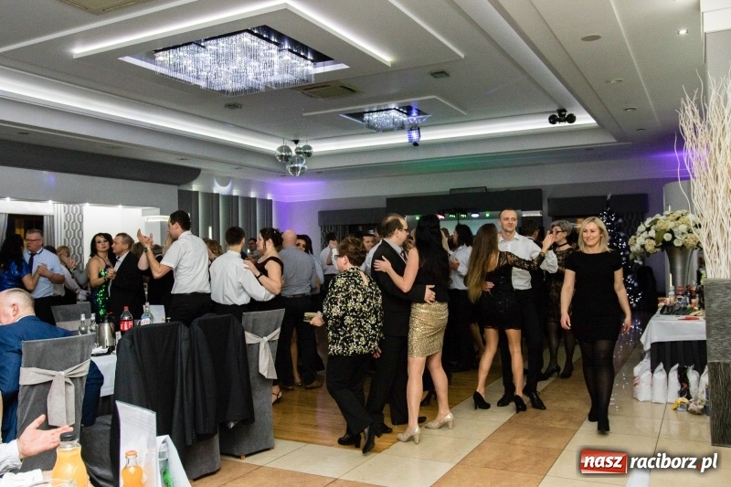 Zdjęcie w galerii na portalu naszraciborz.pl: Zabawa ostatkowa w Tworkowie wiadomości z regionu