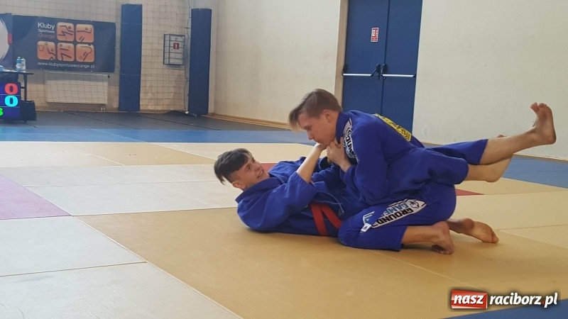 Zdjęcie w galerii na portalu naszraciborz.pl: Kolejne zwycięstwa kuźniańskich Spartan wiadomości z regionu