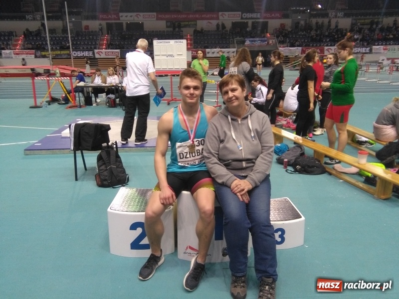 Zdjęcie w galerii na portalu naszraciborz.pl: Cztery medale uczniów raciborskiego SMS na Mistrzostwach Polski w Toruniu wiadomości z regionu