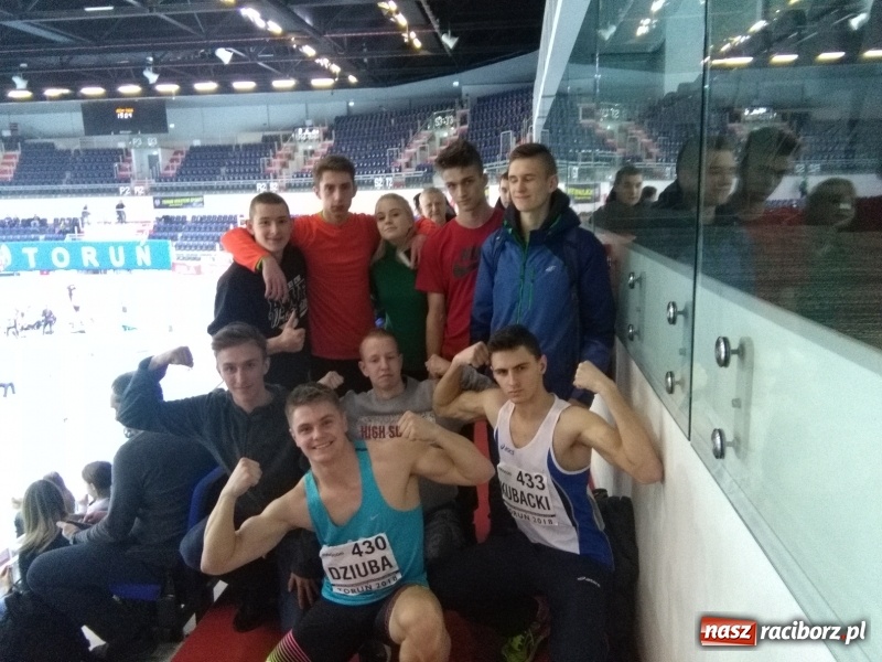 Zdjęcie w galerii na portalu naszraciborz.pl: Cztery medale uczniów raciborskiego SMS na Mistrzostwach Polski w Toruniu wiadomości z regionu