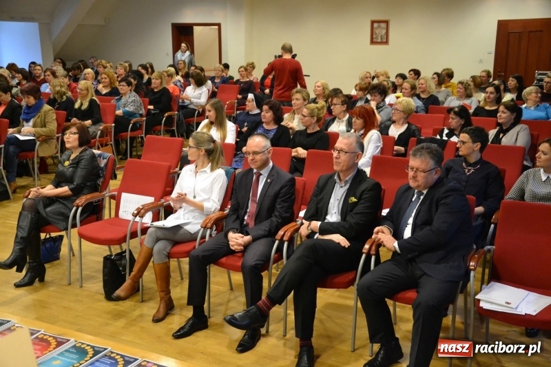 Zdjęcie w galerii na portalu naszraciborz.pl: Klucz do uczenia się. Konferencja na Zamku Piastowskim wiadomości z regionu