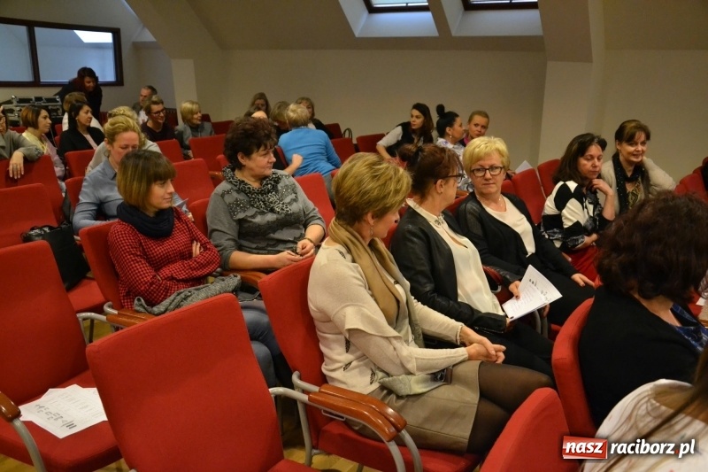 Zdjęcie w galerii na portalu naszraciborz.pl: Klucz do uczenia się. Konferencja na Zamku Piastowskim wiadomości z regionu