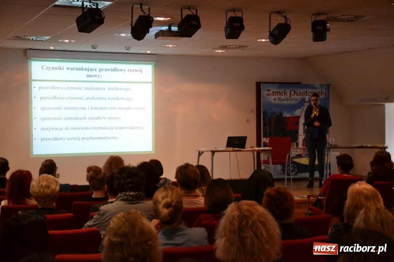 Zdjęcie w galerii na portalu naszraciborz.pl: Klucz do uczenia się. Konferencja na Zamku Piastowskim wiadomości z regionu