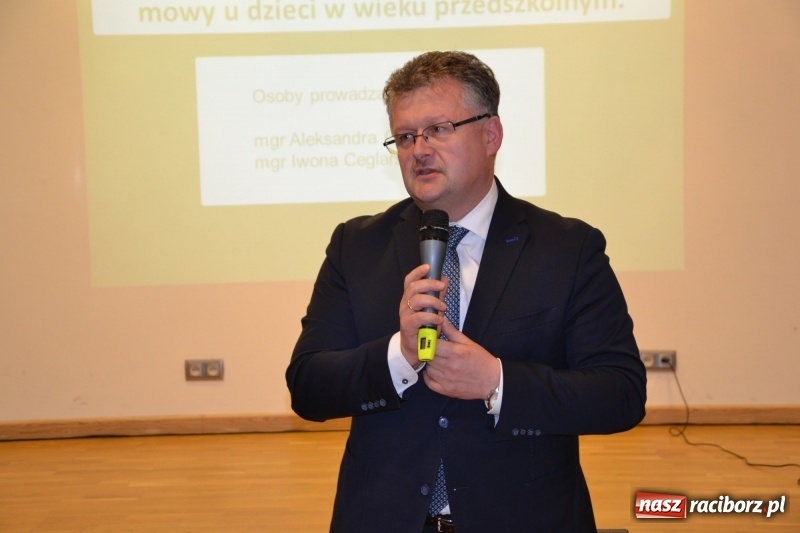 Zdjęcie w galerii na portalu naszraciborz.pl: Klucz do uczenia się. Konferencja na Zamku Piastowskim wiadomości z regionu