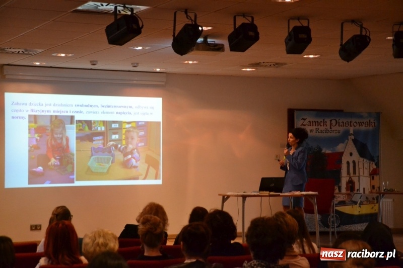 Zdjęcie w galerii na portalu naszraciborz.pl: Klucz do uczenia się. Konferencja na Zamku Piastowskim wiadomości z regionu