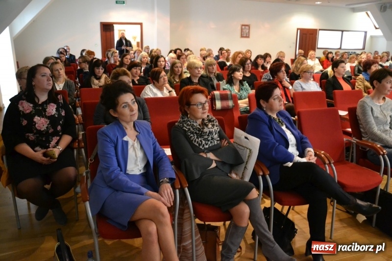 Zdjęcie w galerii na portalu naszraciborz.pl: Klucz do uczenia się. Konferencja na Zamku Piastowskim wiadomości z regionu