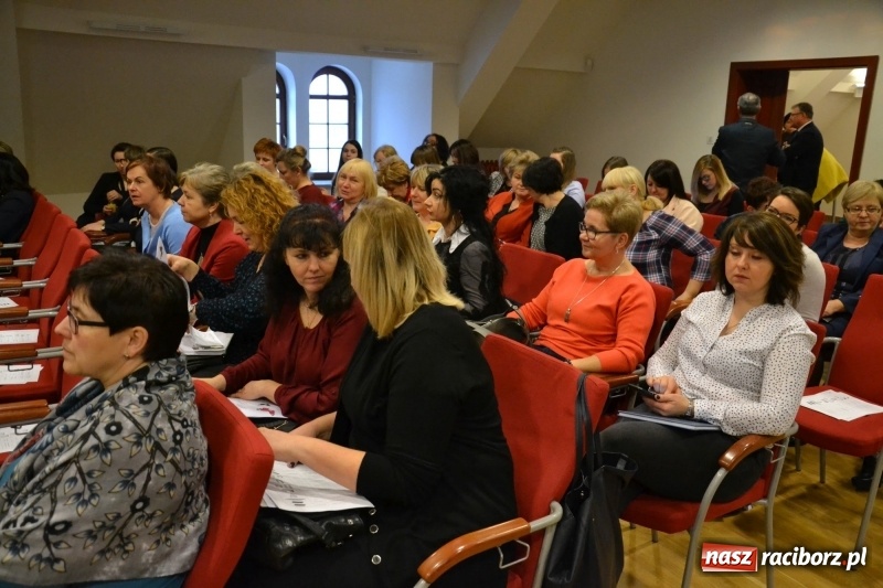 Zdjęcie w galerii na portalu naszraciborz.pl: Klucz do uczenia się. Konferencja na Zamku Piastowskim wiadomości z regionu