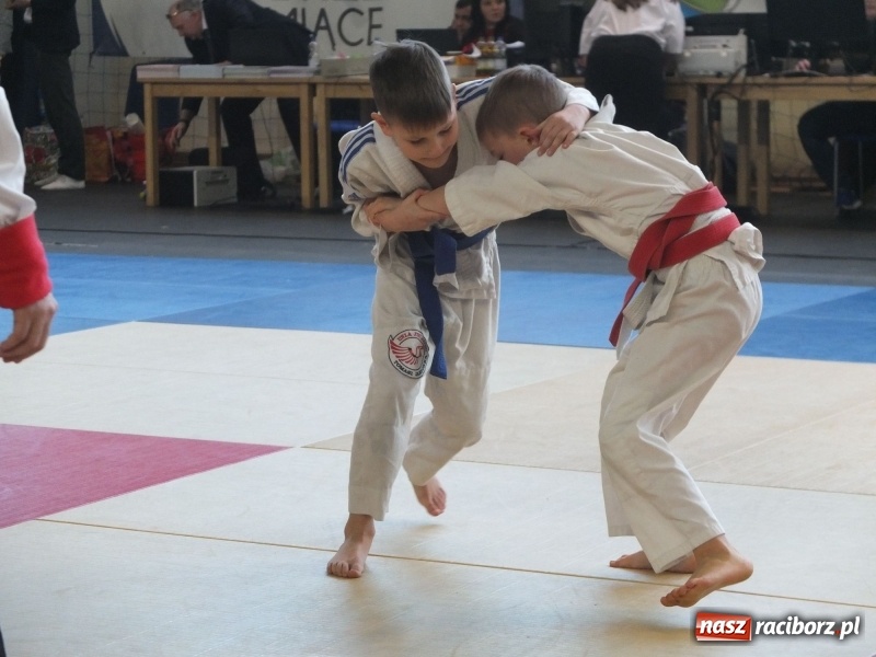 Zdjęcie w galerii na portalu naszraciborz.pl: Łamatorzy z Raciborza na mysłowickich matach wiadomości z regionu