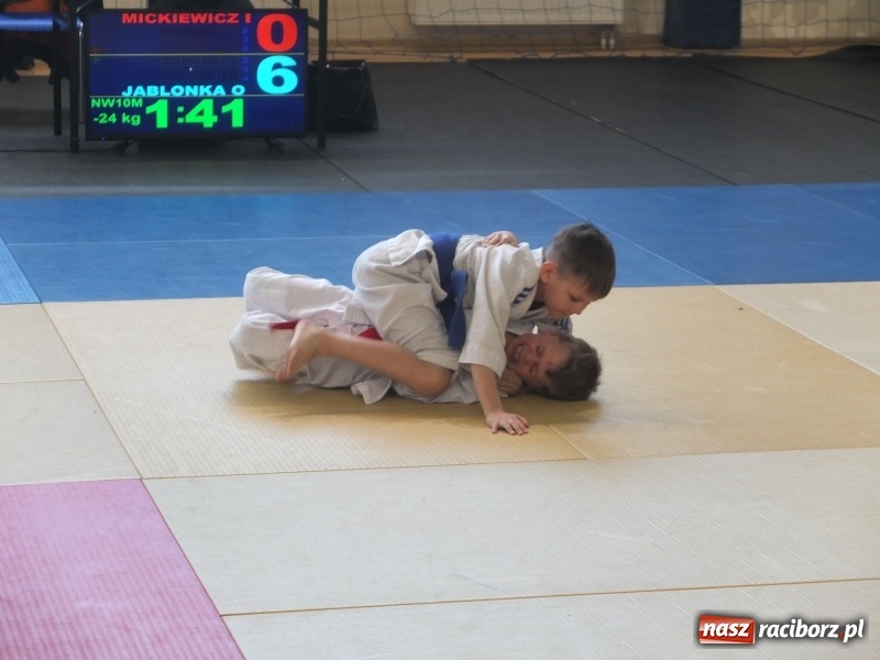 Zdjęcie w galerii na portalu naszraciborz.pl: Łamatorzy z Raciborza na mysłowickich matach wiadomości z regionu