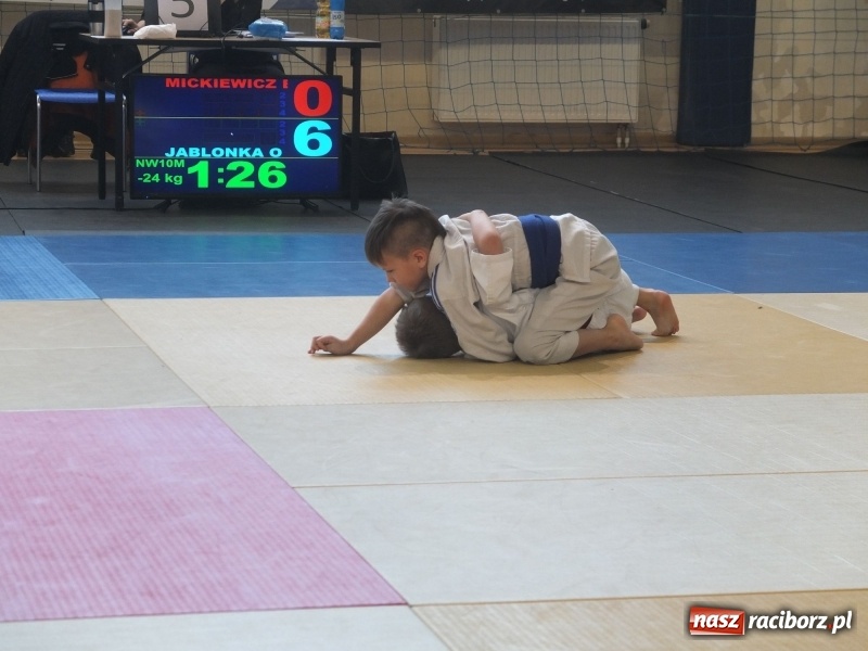 Zdjęcie w galerii na portalu naszraciborz.pl: Łamatorzy z Raciborza na mysłowickich matach wiadomości z regionu