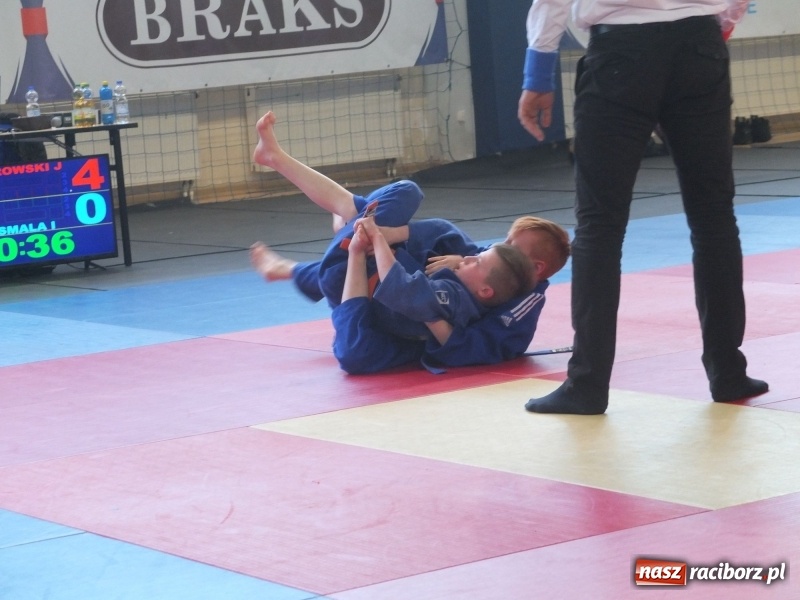 Zdjęcie w galerii na portalu naszraciborz.pl: Łamatorzy z Raciborza na mysłowickich matach wiadomości z regionu