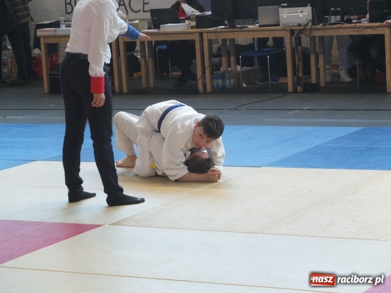 Zdjęcie w galerii na portalu naszraciborz.pl: Łamatorzy z Raciborza na mysłowickich matach wiadomości z regionu