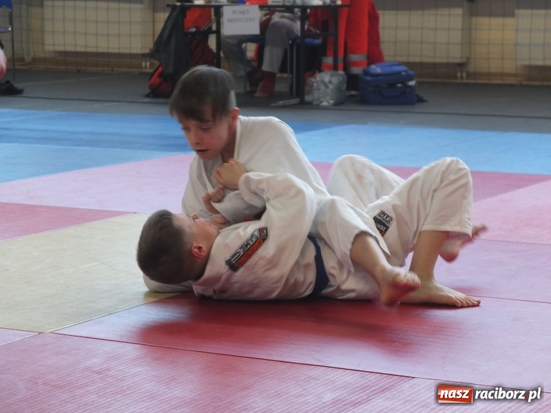 Zdjęcie w galerii na portalu naszraciborz.pl: Łamatorzy z Raciborza na mysłowickich matach wiadomości z regionu