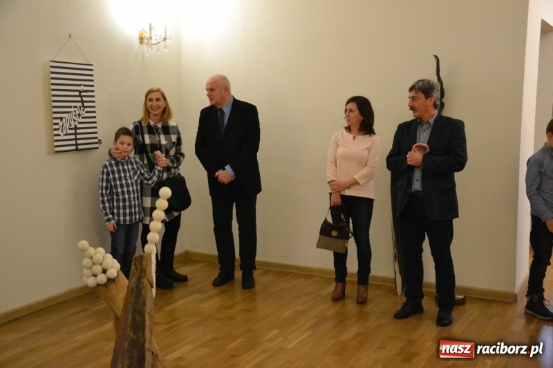 Zdjęcie w galerii na portalu naszraciborz.pl: Po prostu PasJA - wernisaż wystawy na Zamku Piastowskim  wiadomości z regionu