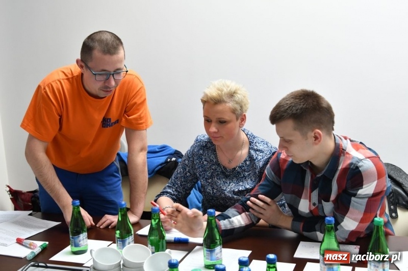 Zdjęcie w galerii na portalu naszraciborz.pl: Eko-Okna S.A. podnoszą kompetencje kierowników i brygadzistów – firma realizuje projekt Akademia Menadżera wiadomości z regionu