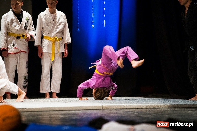 Zdjęcie w galerii na portalu naszraciborz.pl: Championy rozdane. Jedenasta gala raciborskiego sportu w Strzesze wiadomości z regionu