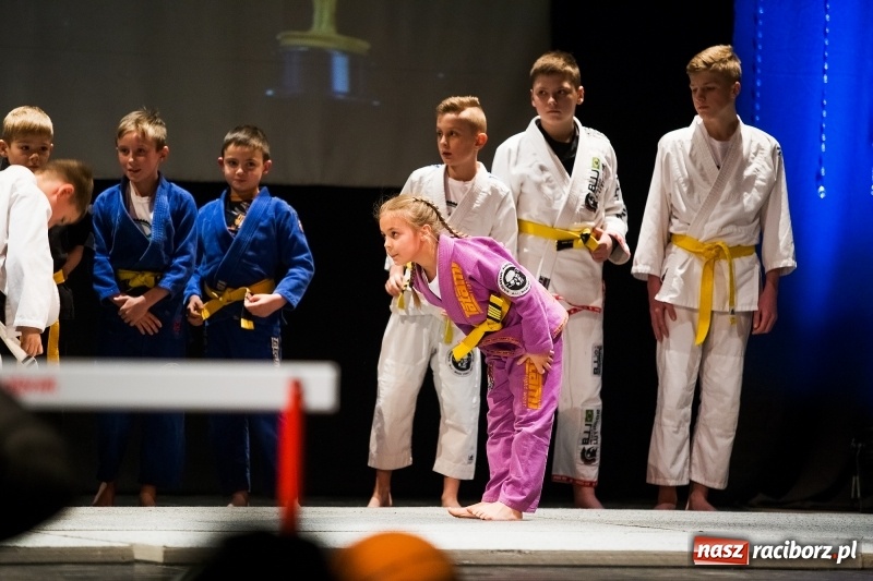 Zdjęcie w galerii na portalu naszraciborz.pl: Championy rozdane. Jedenasta gala raciborskiego sportu w Strzesze wiadomości z regionu