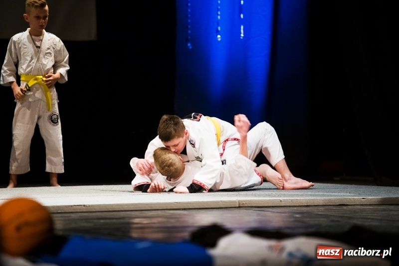 Zdjęcie w galerii na portalu naszraciborz.pl: Championy rozdane. Jedenasta gala raciborskiego sportu w Strzesze wiadomości z regionu