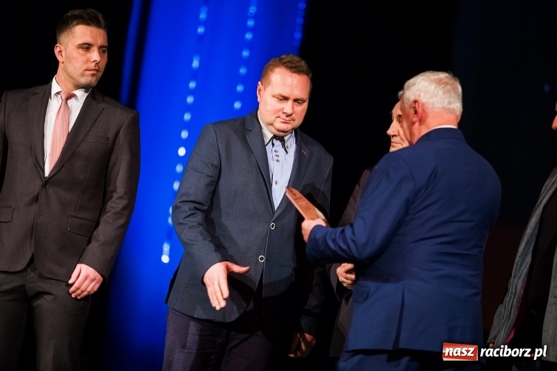 Zdjęcie w galerii na portalu naszraciborz.pl: Championy rozdane. Jedenasta gala raciborskiego sportu w Strzesze wiadomości z regionu