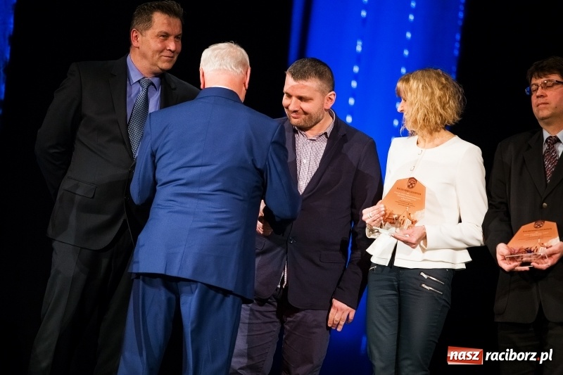 Zdjęcie w galerii na portalu naszraciborz.pl: Championy rozdane. Jedenasta gala raciborskiego sportu w Strzesze wiadomości z regionu