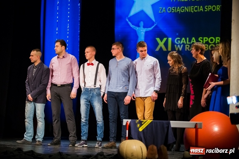 Zdjęcie w galerii na portalu naszraciborz.pl: Championy rozdane. Jedenasta gala raciborskiego sportu w Strzesze wiadomości z regionu