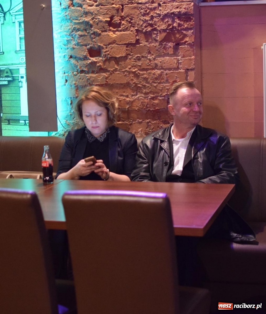 Zdjęcie w galerii na portalu naszraciborz.pl: Stu raciborzan słuchało jak wejść na drogę do sukcesu  wiadomości z regionu