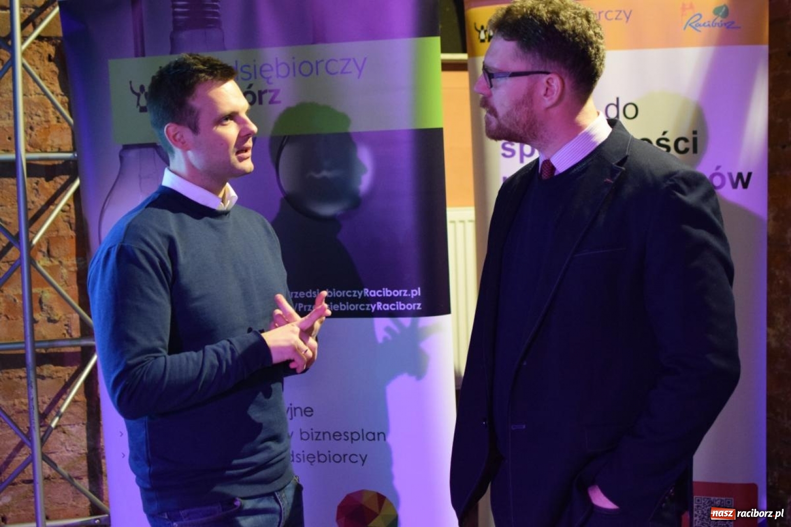 Zdjęcie w galerii na portalu naszraciborz.pl: Stu raciborzan słuchało jak wejść na drogę do sukcesu  wiadomości z regionu