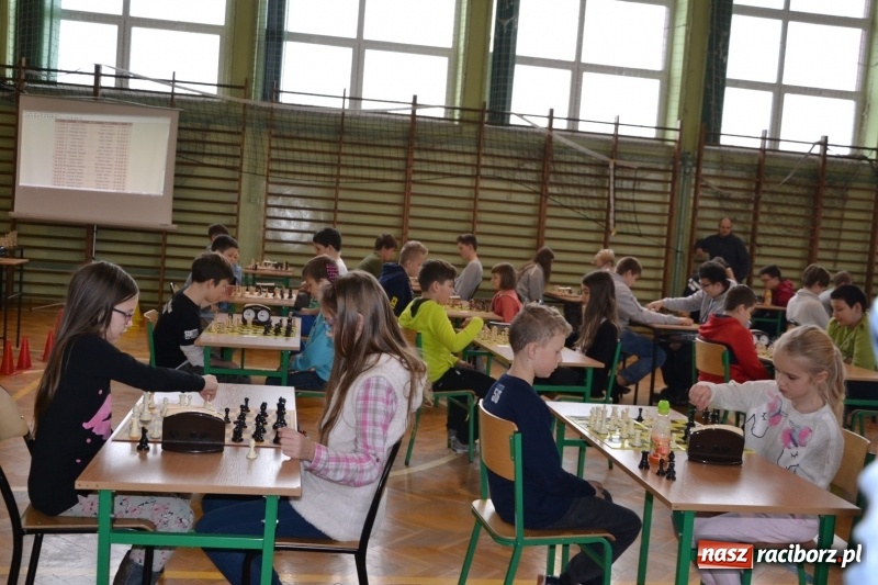 Zdjęcie w galerii na portalu naszraciborz.pl: Międzynarodowy turniej szachowy w Tworkowie  wiadomości z regionu