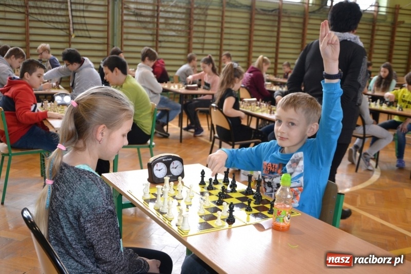 Zdjęcie w galerii na portalu naszraciborz.pl: Międzynarodowy turniej szachowy w Tworkowie  wiadomości z regionu