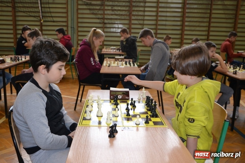 Zdjęcie w galerii na portalu naszraciborz.pl: Międzynarodowy turniej szachowy w Tworkowie  wiadomości z regionu
