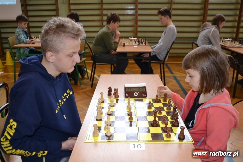 Zdjęcie w galerii na portalu naszraciborz.pl: Międzynarodowy turniej szachowy w Tworkowie  wiadomości z regionu