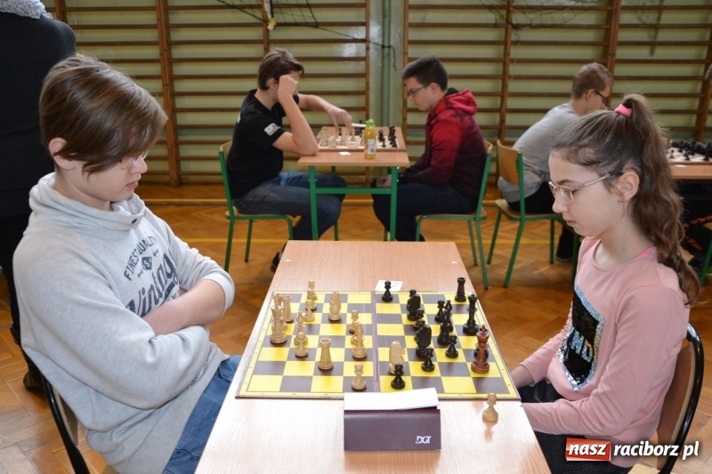 Zdjęcie w galerii na portalu naszraciborz.pl: Międzynarodowy turniej szachowy w Tworkowie  wiadomości z regionu
