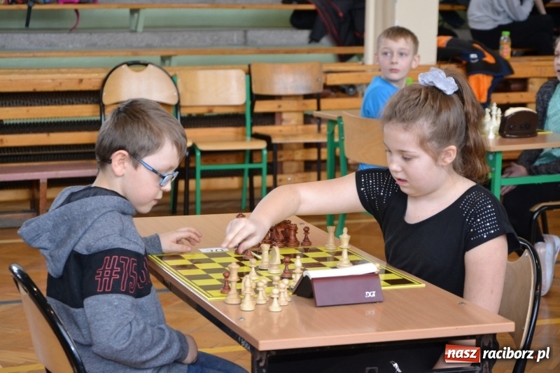 Zdjęcie w galerii na portalu naszraciborz.pl: Międzynarodowy turniej szachowy w Tworkowie  wiadomości z regionu