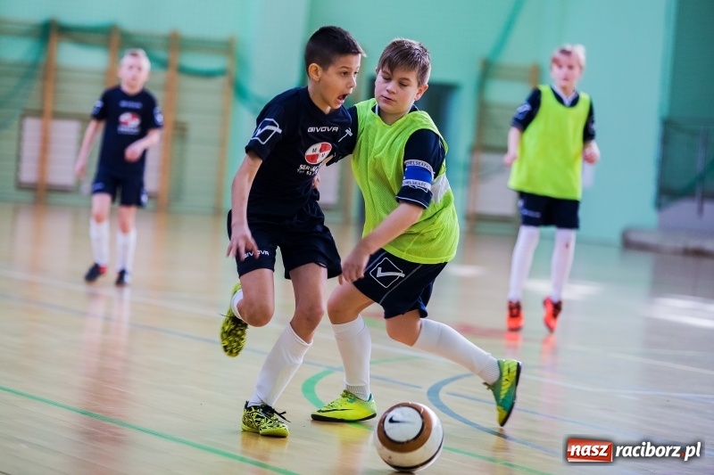 Zdjęcie w galerii na portalu naszraciborz.pl: Sobotnie mecze młodzików w Arenie Rafako wiadomości z regionu