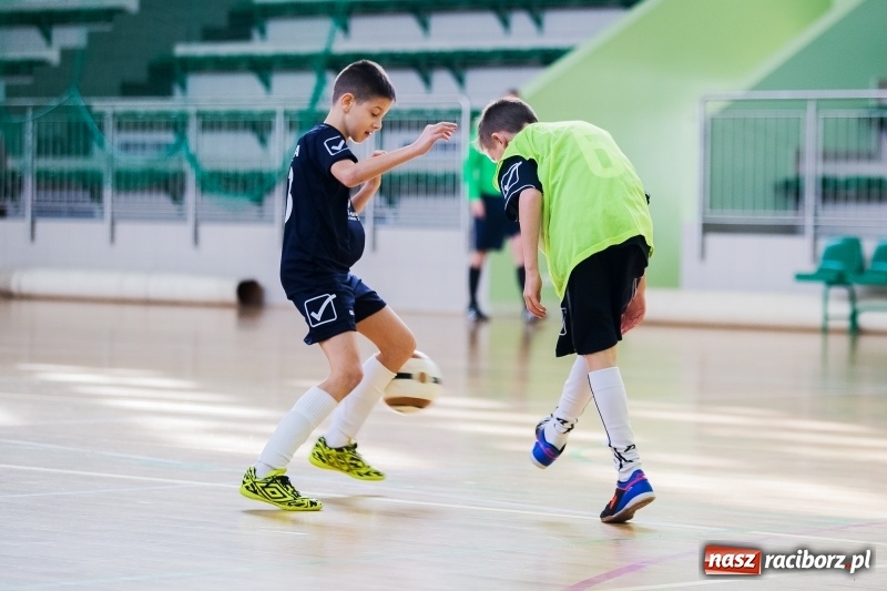 Zdjęcie w galerii na portalu naszraciborz.pl: Sobotnie mecze młodzików w Arenie Rafako wiadomości z regionu