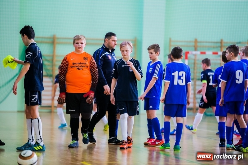 Zdjęcie w galerii na portalu naszraciborz.pl: Sobotnie mecze młodzików w Arenie Rafako wiadomości z regionu