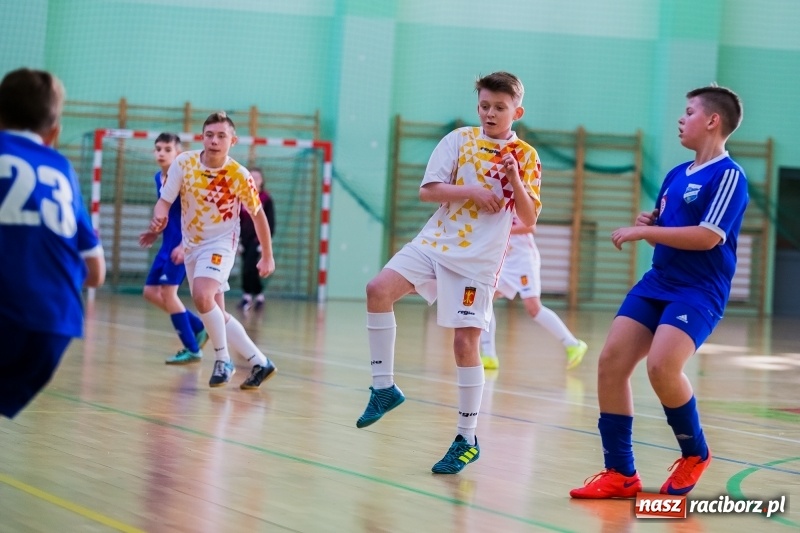 Zdjęcie w galerii na portalu naszraciborz.pl: Sobotnie mecze młodzików w Arenie Rafako wiadomości z regionu