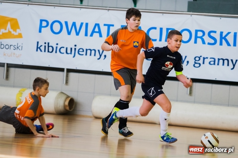 Zdjęcie w galerii na portalu naszraciborz.pl: Sobotnie mecze młodzików w Arenie Rafako wiadomości z regionu