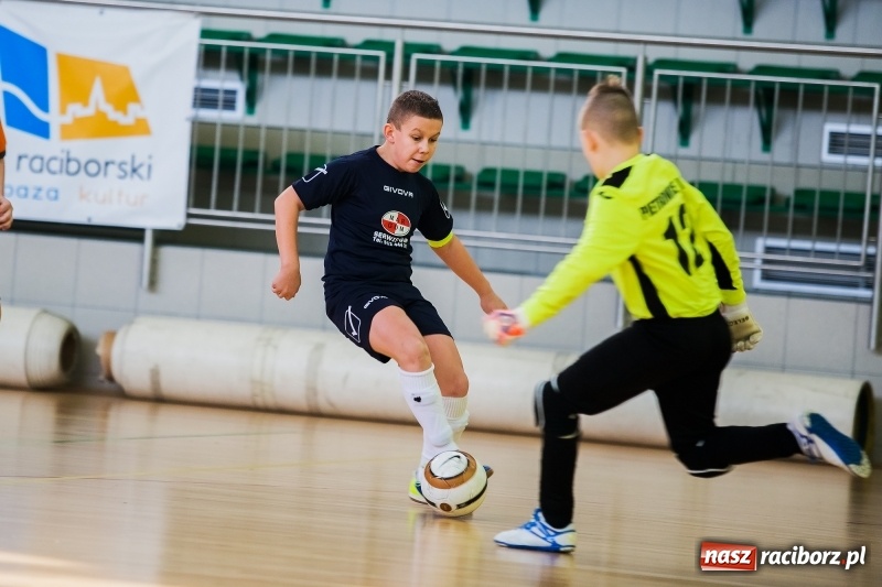 Zdjęcie w galerii na portalu naszraciborz.pl: Sobotnie mecze młodzików w Arenie Rafako wiadomości z regionu