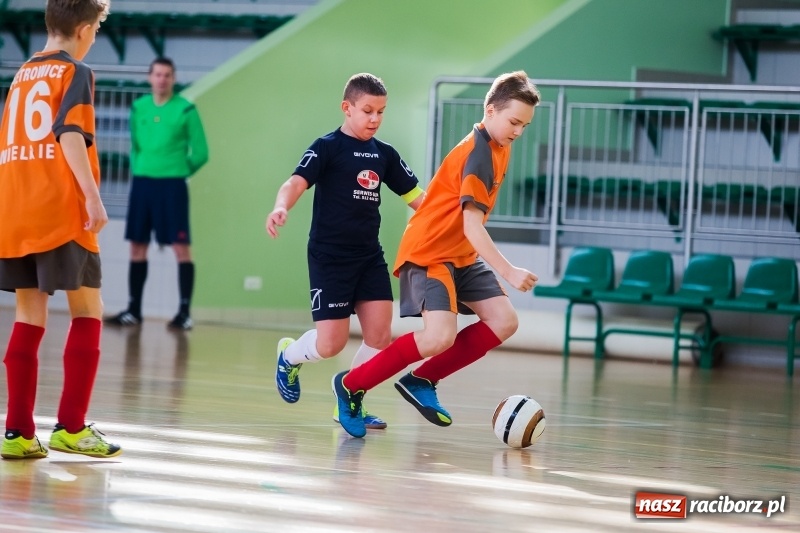 Zdjęcie w galerii na portalu naszraciborz.pl: Sobotnie mecze młodzików w Arenie Rafako wiadomości z regionu