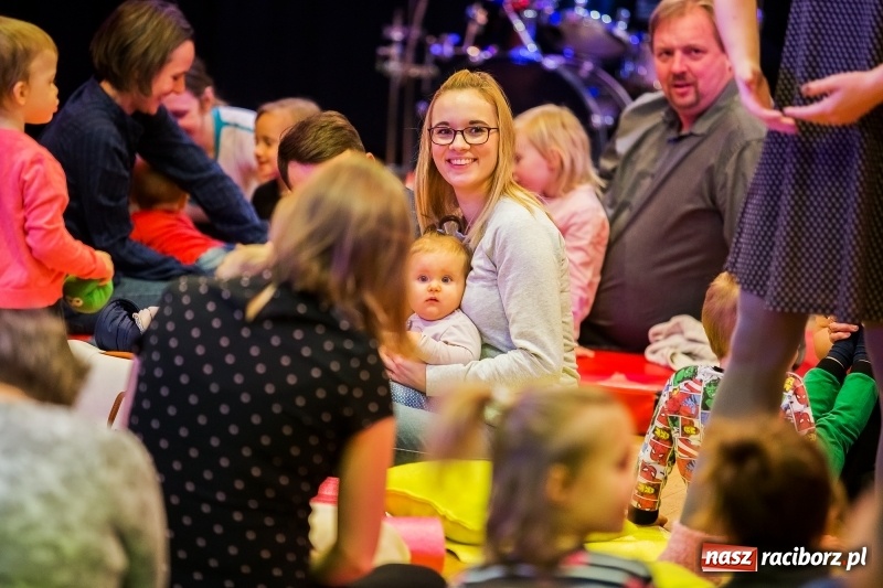 Zdjęcie w galerii na portalu naszraciborz.pl: Maluchy w krainie dźwięku w RCK wiadomości z regionu