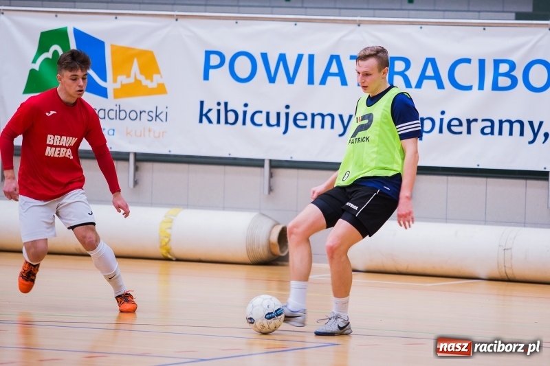 Zdjęcie w galerii na portalu naszraciborz.pl: HLPN: Choć Young Boysi się starali, Agencji Kredytowej nie sprostali wiadomości z regionu