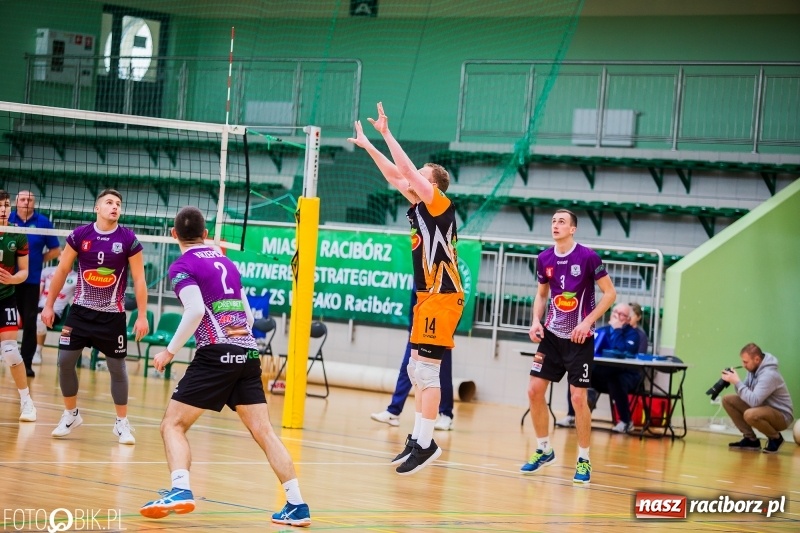 Zdjęcie w galerii na portalu naszraciborz.pl: AZS Rafako Racibórz przegrał pojedynek na szczycie wiadomości z regionu