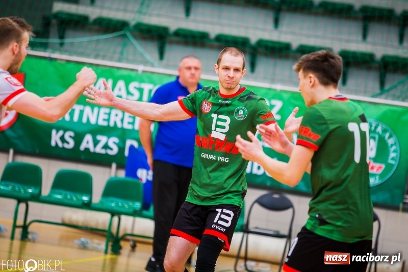 Zdjęcie w galerii na portalu naszraciborz.pl: AZS Rafako Racibórz przegrał pojedynek na szczycie wiadomości z regionu
