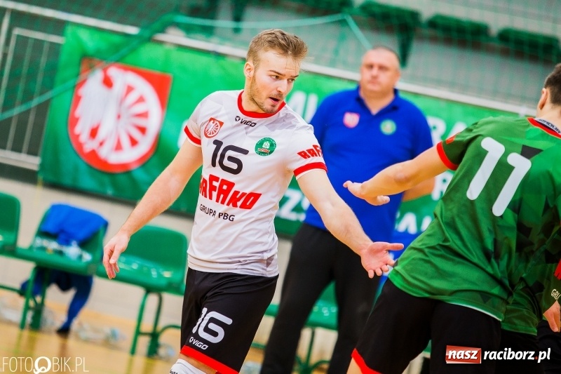 Zdjęcie w galerii na portalu naszraciborz.pl: AZS Rafako Racibórz przegrał pojedynek na szczycie wiadomości z regionu