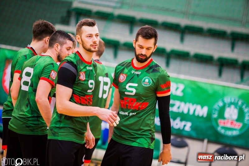 Zdjęcie w galerii na portalu naszraciborz.pl: AZS Rafako Racibórz przegrał pojedynek na szczycie wiadomości z regionu