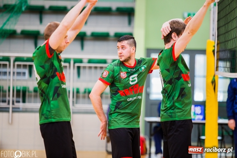 Zdjęcie w galerii na portalu naszraciborz.pl: AZS Rafako Racibórz przegrał pojedynek na szczycie wiadomości z regionu