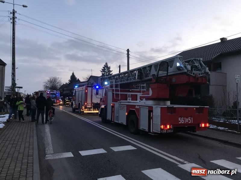Zdjęcie w galerii na portalu naszraciborz.pl: Starszy mężczyzna zginął w pożarze domu w Tworkowie! wiadomości z regionu