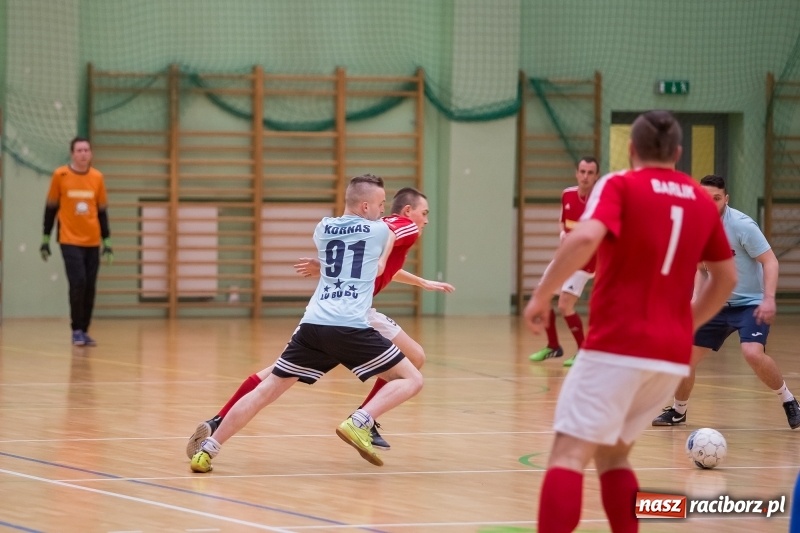 Zdjęcie w galerii na portalu naszraciborz.pl: XVII sezon Halowej Ligi Piłki Nożnej w Raciborzu przeszedł do historii wiadomości z regionu